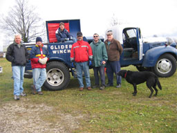 Group photo at the Toronto Soaring Club